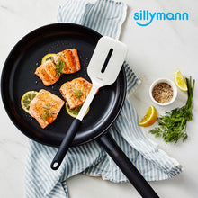 Load image into Gallery viewer, Sillymann Stainless Steel Turner
